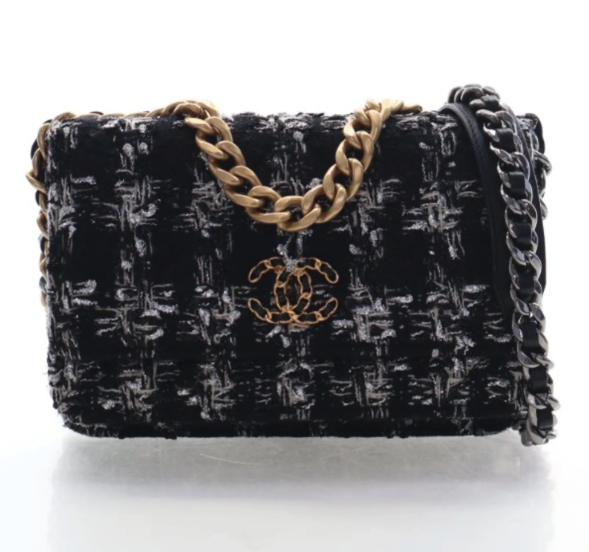 Chanel 19 WOC Tweed